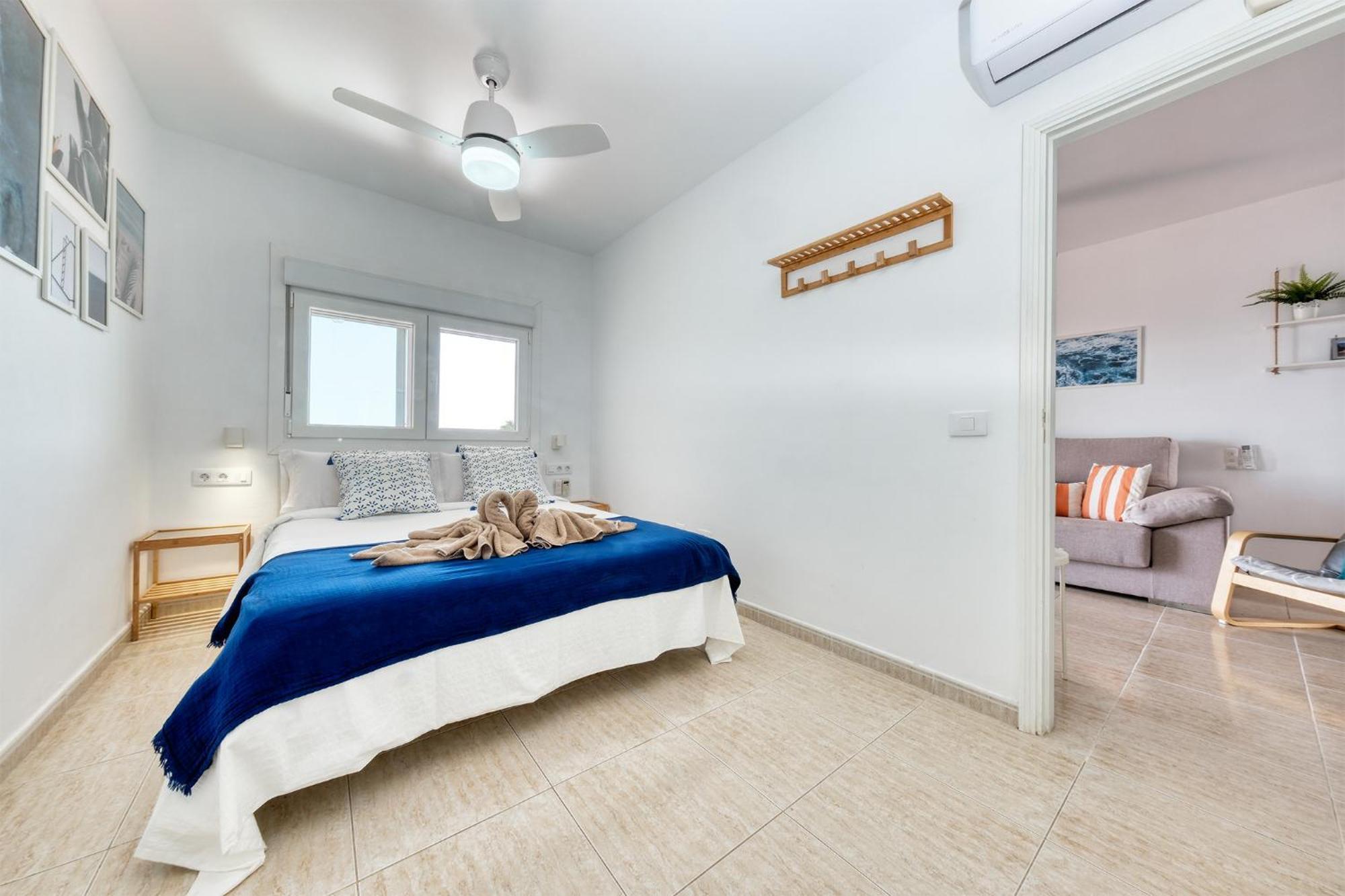 Vakantiehuis Casa Rame Beachfront, Amazing Seaview, Air-con