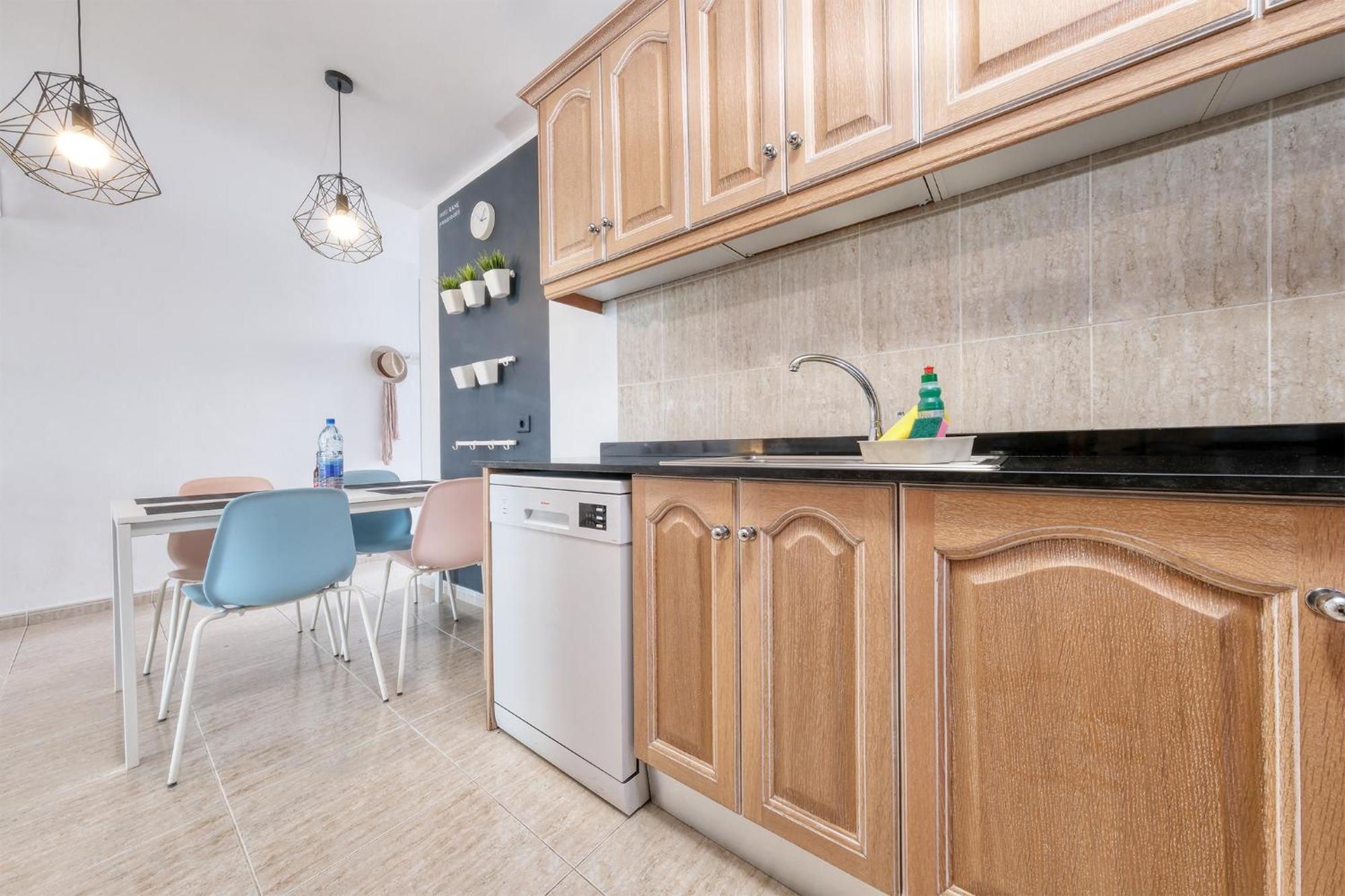 Vakantiehuis Casa Rame Beachfront, Amazing Seaview, Air-con